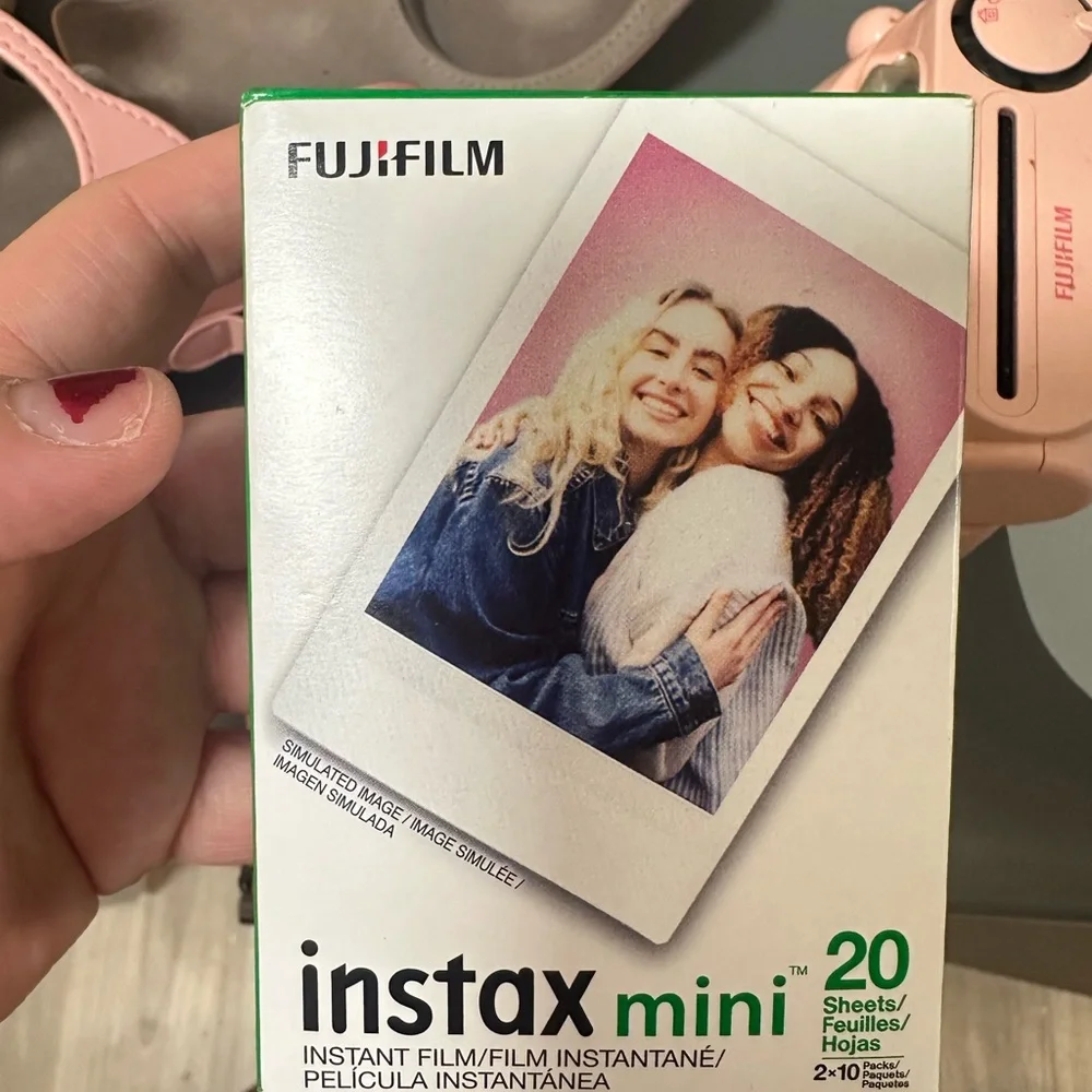 Fujifilm Instax Mini 7S Instant Camera - Pink